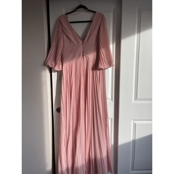 NWT Teri Jon Chiffon Puff Sleeve Pleated VNeck GownPink‎ Size 18 Dress $670